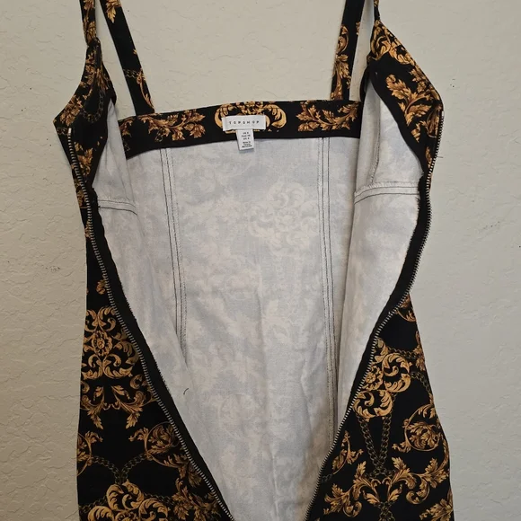 Topshop Printed Denim Zip front Dress black gold chain print size 4 - Picture 6 of 6